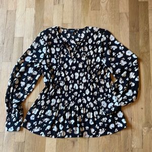 Simply Vera Long Sleeve Pleated Animal Print Blouse